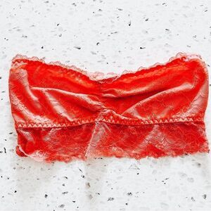 ABERCROMBIE & Fitch Women's Red Lace Bandeau Size Medium